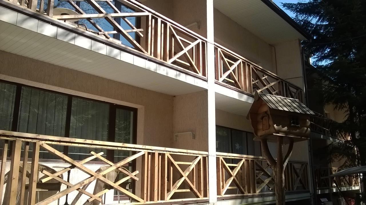 Hotel Yavir Yaremche Ngoại thất bức ảnh